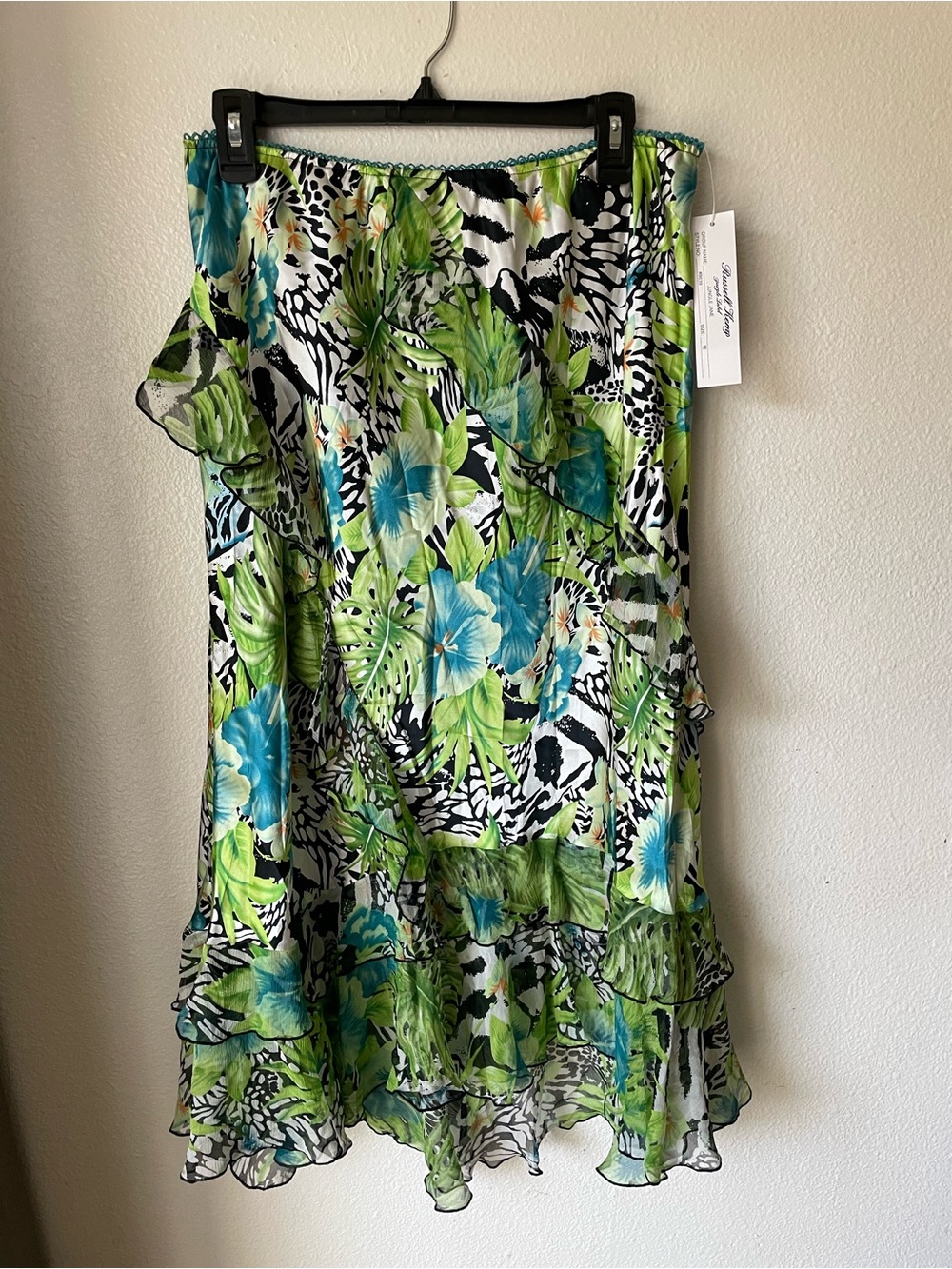 Vintage Y2K Silk Midi Skirt and blazer set Tropical Floral Animal Print - Picture 3 of 3